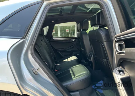 2020 Porsche Macan S from USA, damaged, VIN WP1AB2A5XLLB30924